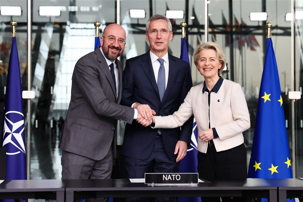 Signing ceremony of the Joint Declaration on NATO-EU Cooperation in Brussels