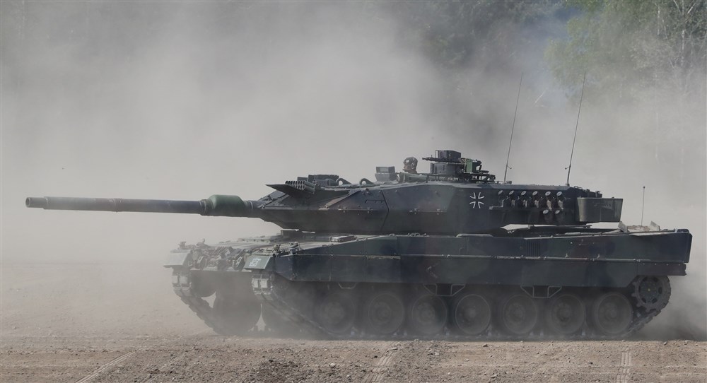 Germany to send Leopard 2 tanks to Ukraine
