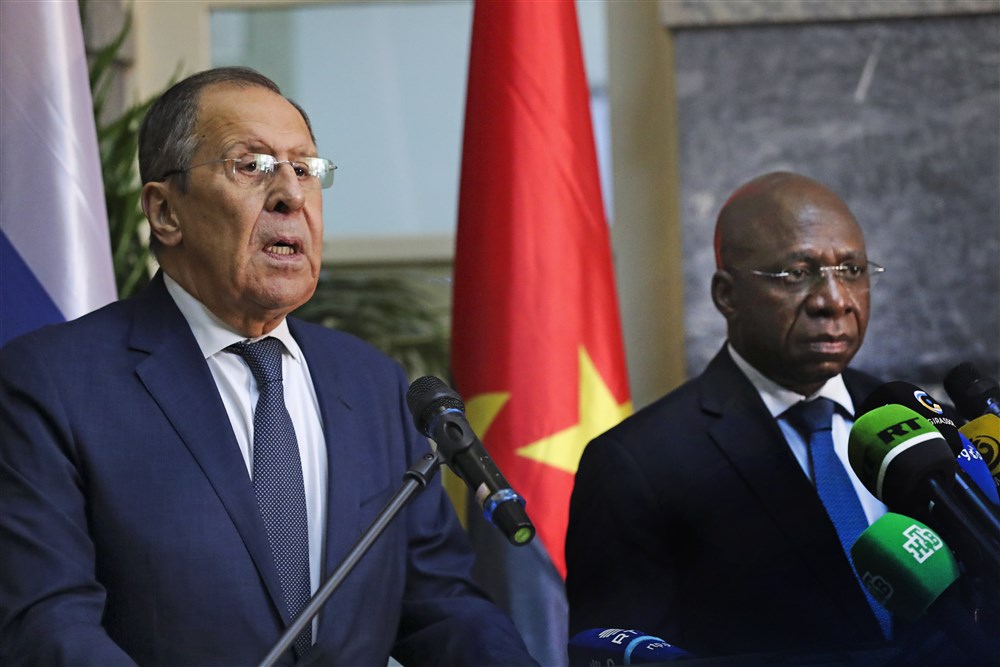 Russia’s Foreign Minister Lavrov visits Angola