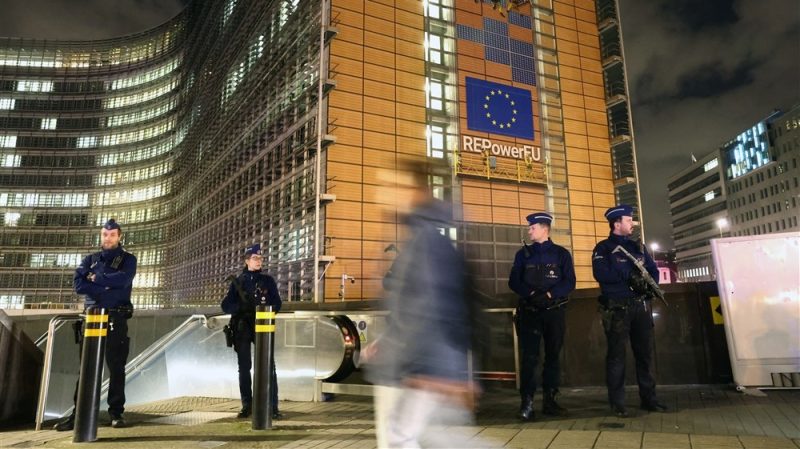 Drei Verletzte nach Messerattacke in Brüsseler U-Bahn Station