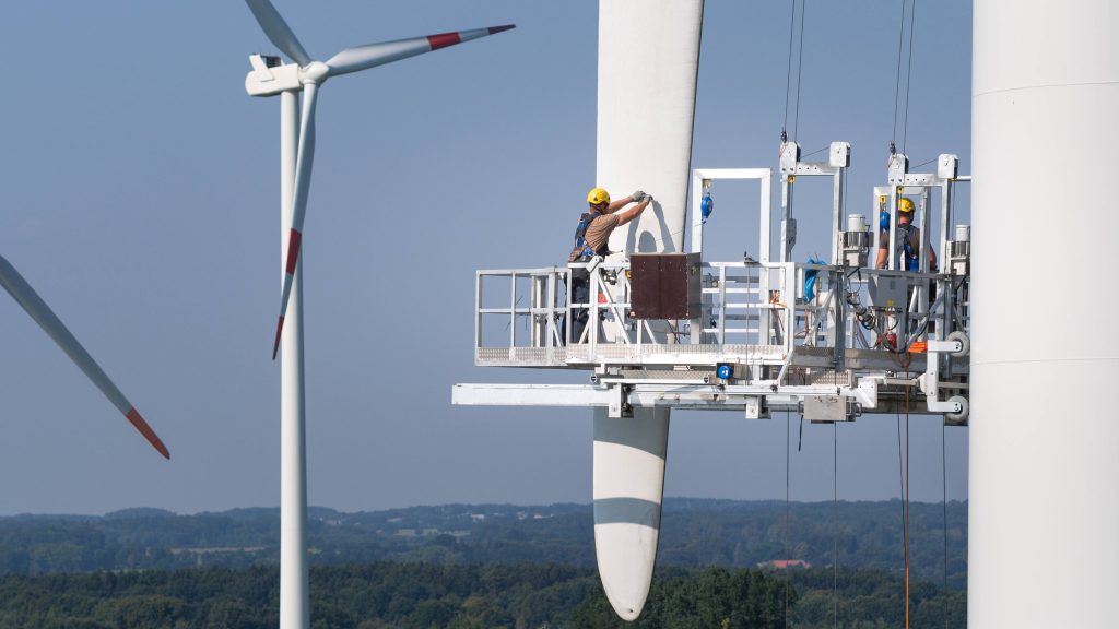 Wind workers