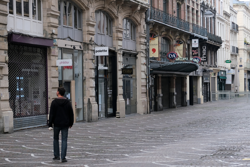 Closed,Commercial,Stores,In,Centre,Of,Lille,,France,On,Jun.