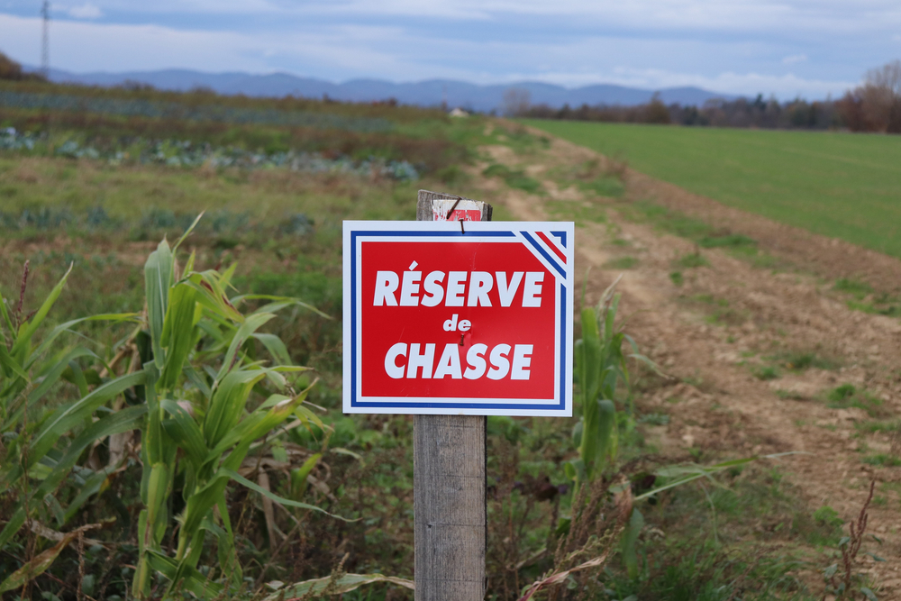 Corbas,,France,-,15,11,2020,:,Sign,“hunting,Reserve“