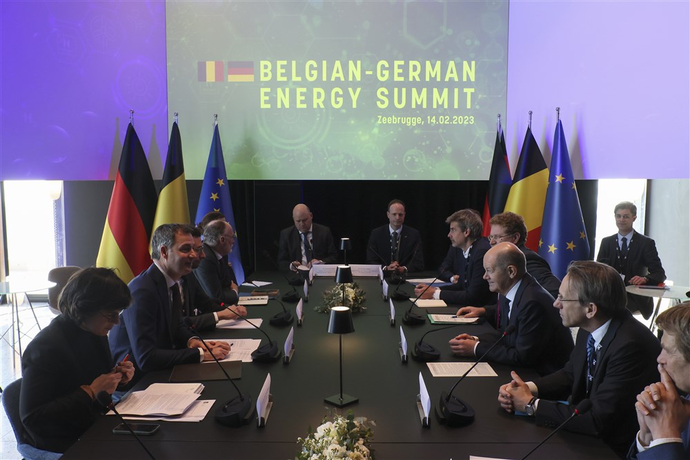 German chancellor visits LNG terminal in Zeebrugge, Belgium