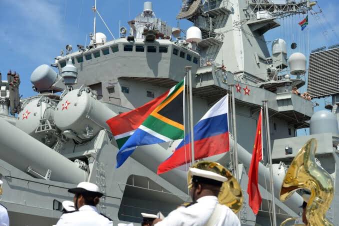 Alarm im Westen: Südafrikanische Marine übt Manöver mit Russland und China