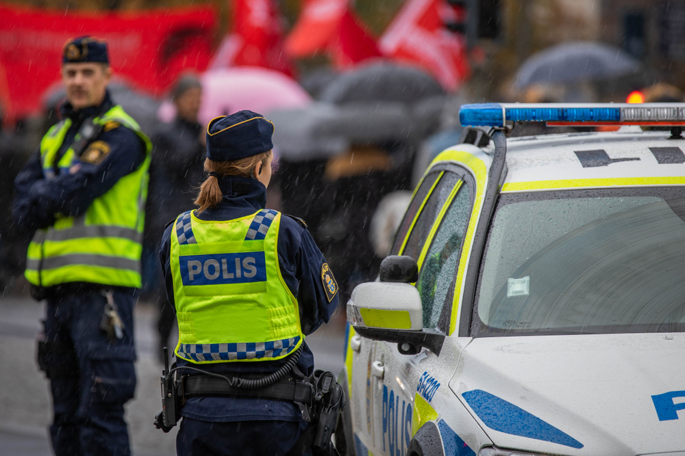 Gothenburg,,Sweden,-,October,13,,2019:,Female,Police,Officer,Standing