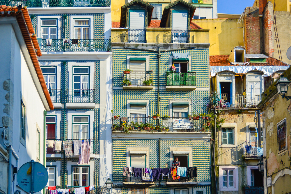Lisbon,,Portugal,-,January,05,,2015:,The,Mouraria,Is,One