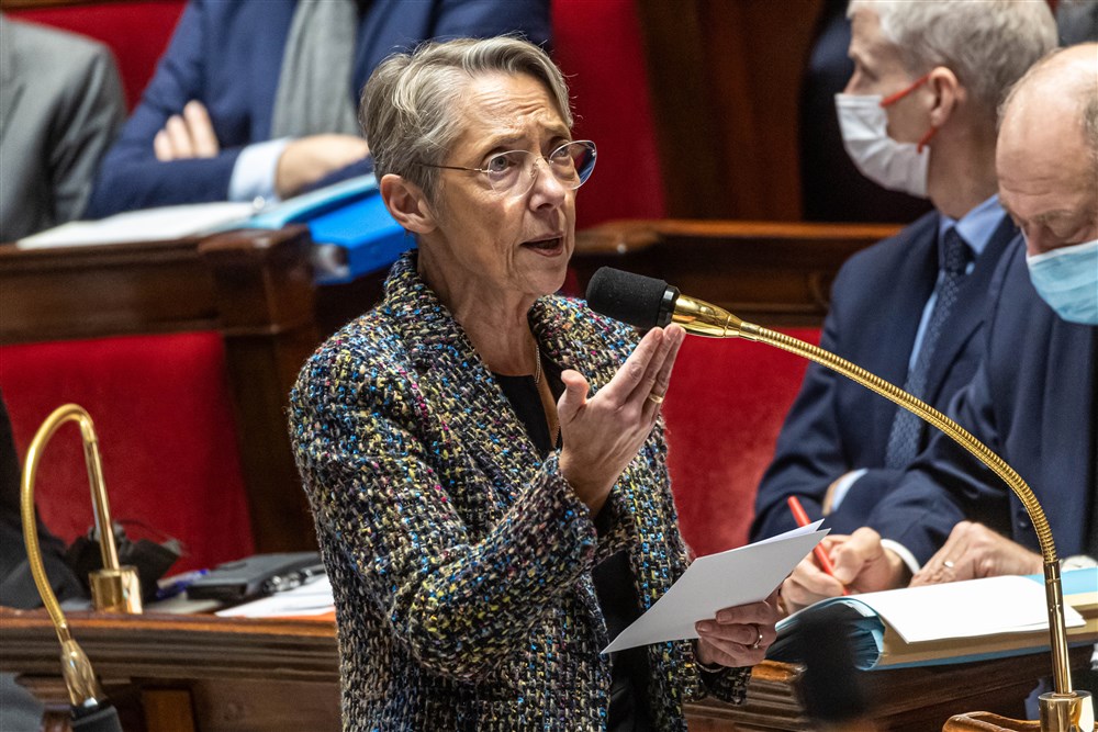 Questions to the government at the Aational Assembly in Paris