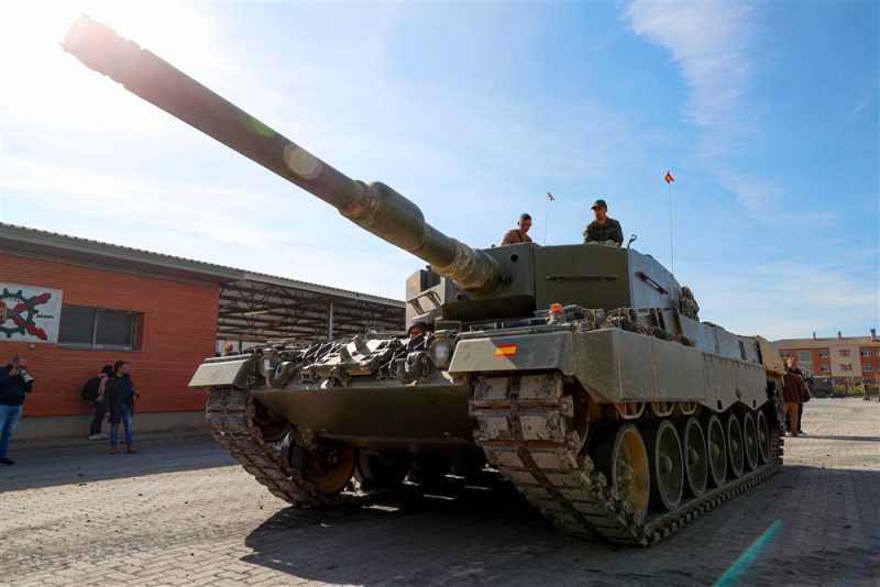 Erste Lieferung von spanischen Leopard-Panzern an Ukraine nach Ostern