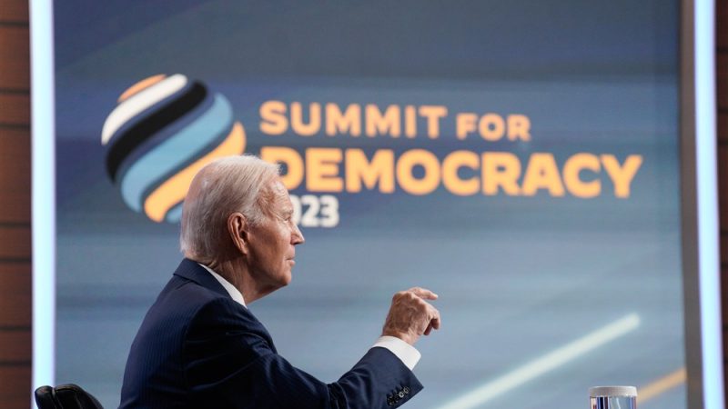 US-Botschafter attestiert Ungarn Demokratiedefizit