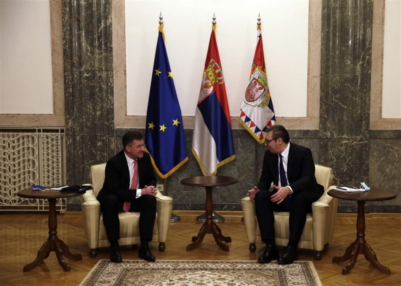 Vucic hält an serbischem Gemeindeverband im Kosovo fest
