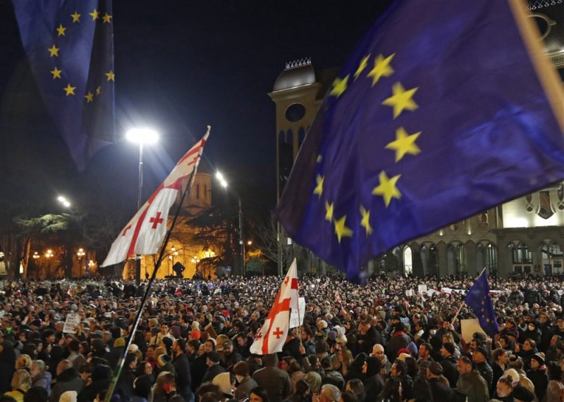 Georgien: EU verurteilt Gesetz zu "ausländische Agenten"