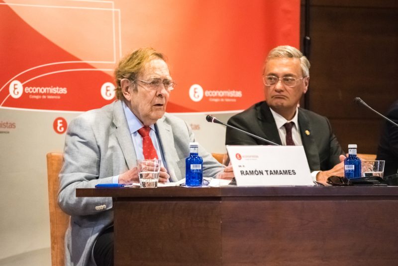 Ex-Kommunistenführer stellt Misstrauensantrag gegen Spaniens Sánchez