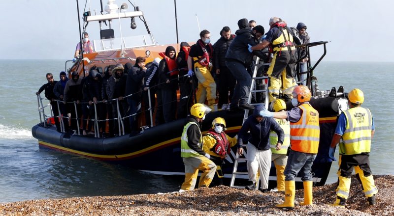 Großbritanniens Anti-Bootsmigranten-Gesetz sorgt für Empörung