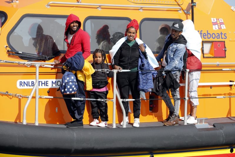 Flüchtlingsrat: Britisches Gesetz würde 45.000 Kinder Asyl verweigern