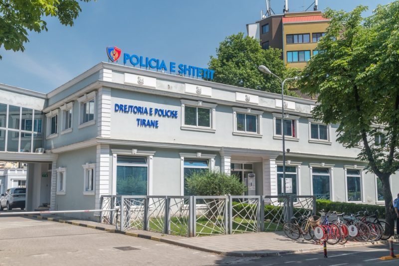 Angriff auf Fernsehsender: Albanische Polizei setzt €100.000 für Hinweise aus