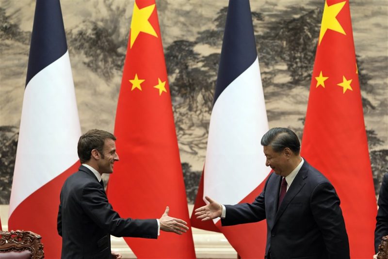 Frankreich unterzeichnet Wirtschaftsabkommen mit China