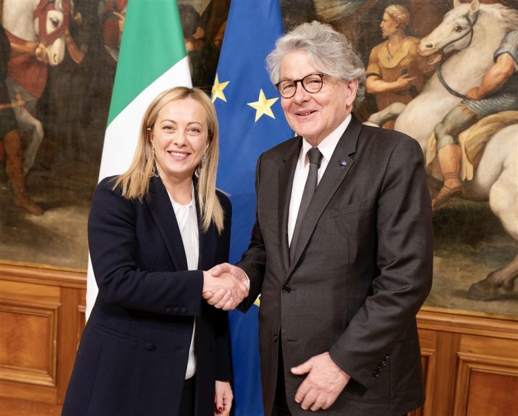 EU-Kommissar: Italien hat für Ukraine-Hilfe "alle Trümpfe in der Hand"