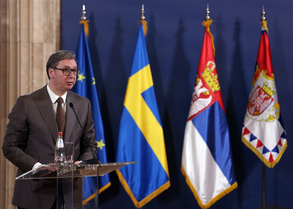 Sweden’s Foreign Minister Tobias Billstrom visits Serbia