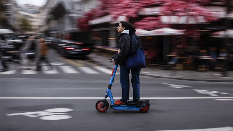 Pariser stimmen für Verbot von E-Scootern