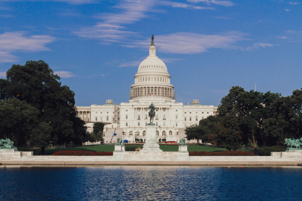 Us,Capitol,Building,And,The,Ulysses,S.,Grant,Memorial,Over