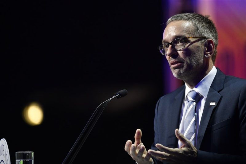 Tag der Arbeit in Österreich: FPÖ und SPÖ wollen Kanzlerschaft