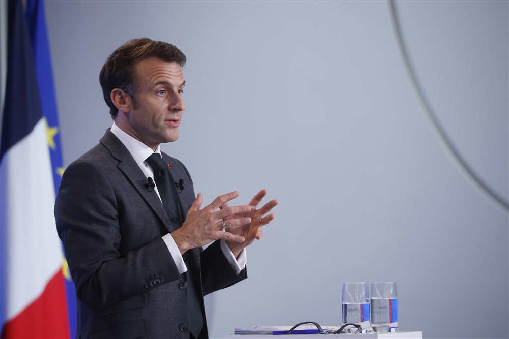 Re-industrialization conference in Paris