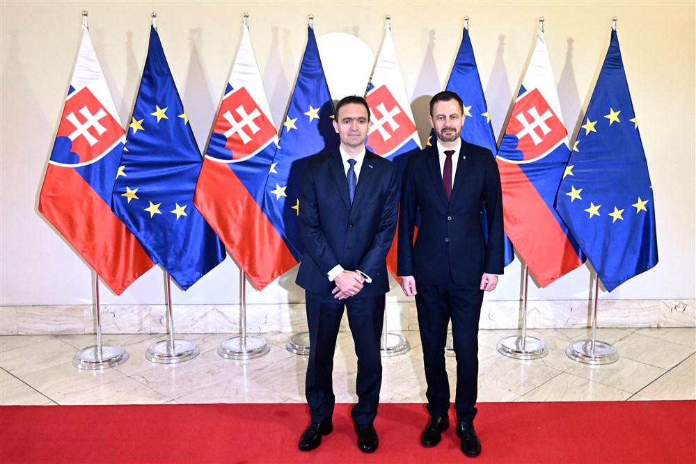 Slovak president appoints new technocrat government