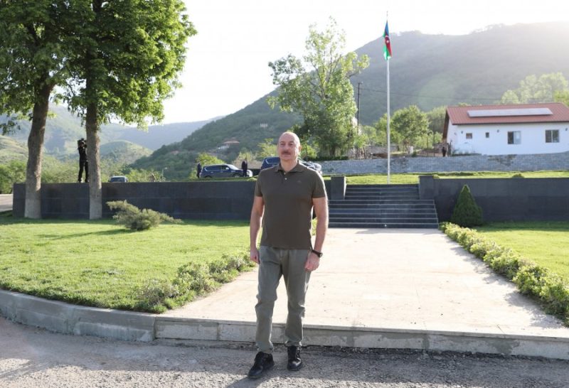 Vor Friedensgesprächen: Armenien und Aserbaidschan liefern sich Schlagabtausch