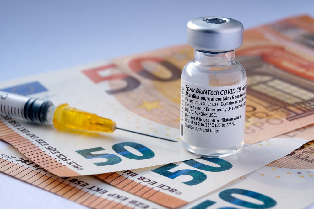 Genuine,Pfizer,Biontech,Covid-19,Vaccine,Vial,Placed,On,Euro,Banknotes.