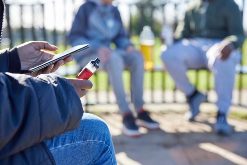 London geht hart gegen E-Zigaretten bei Jugendlichen vor