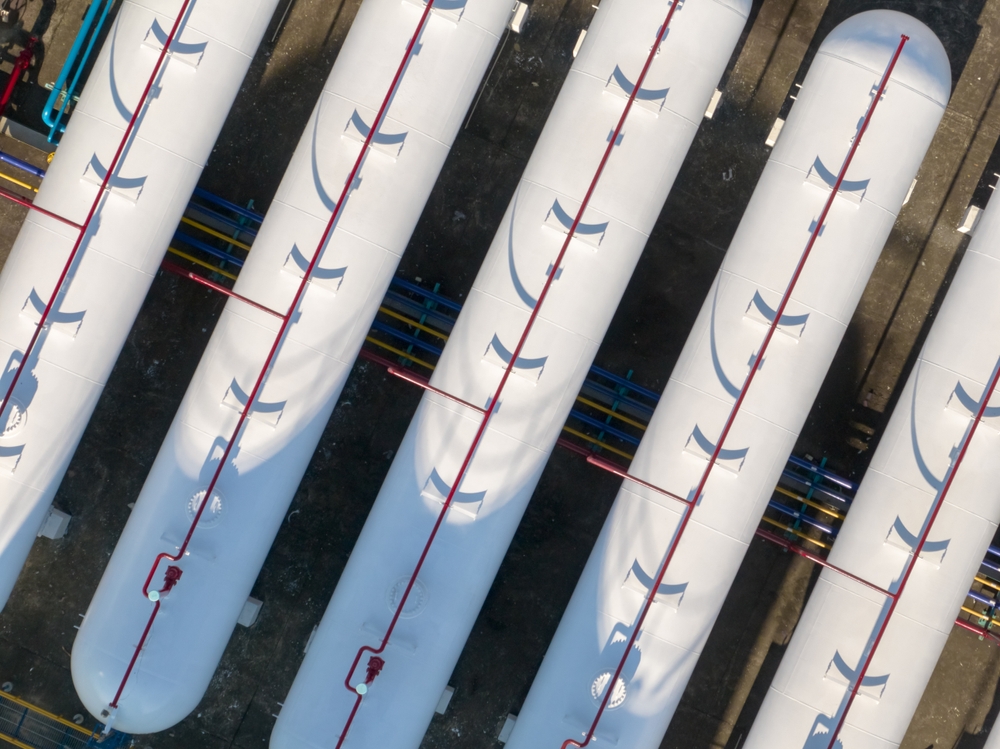 Aerial,View,Industrial,Gas,Storage,Tank.,Lng,Or,Liquefied,Natural