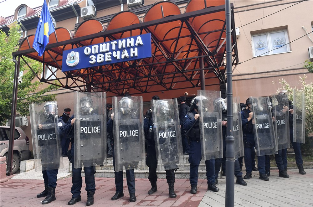 High tensions after newly elected mayors took office in northern Kosovo
