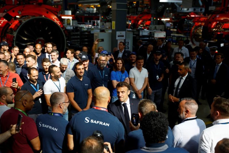 Macron will Frankreichs Luftfahrtindustrie nachhaltiger machen