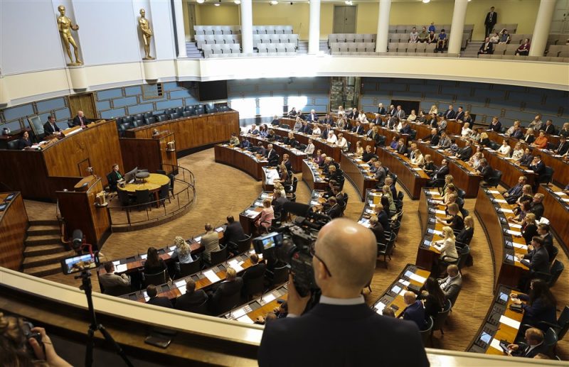 Misstrauensvotum gegen Minister zeigt Risse in finnischer Regierung
