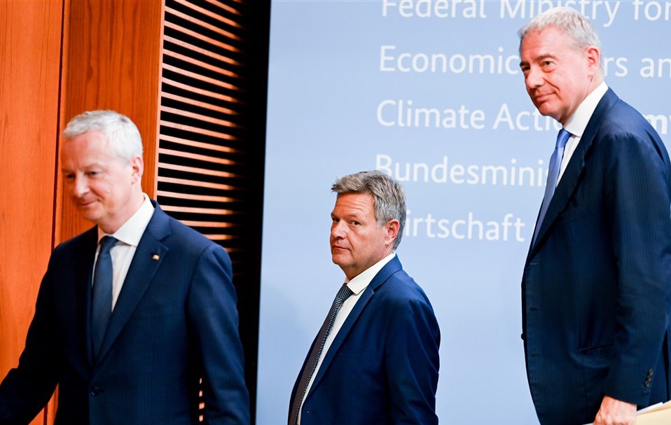 German French and Italian Economy Ministers meet on the topic of critical raw materials