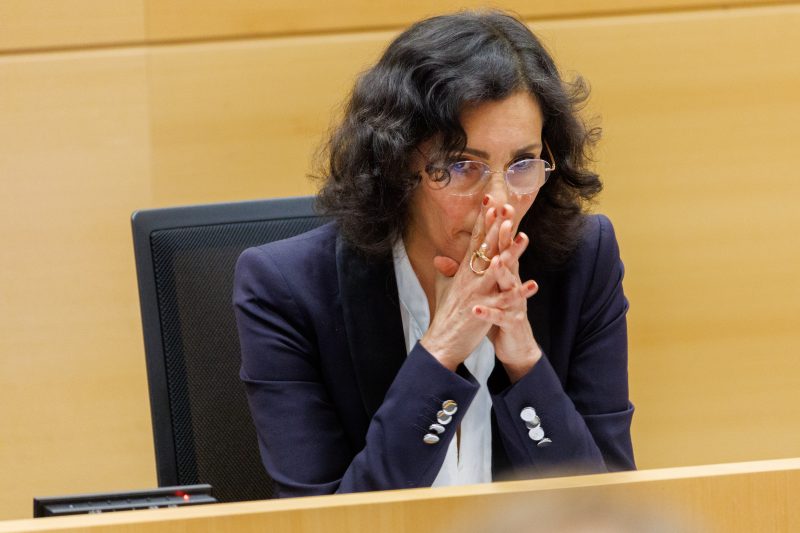 Belgische Außenministerin wird Misstrauensvotum voraussichtlich überstehen