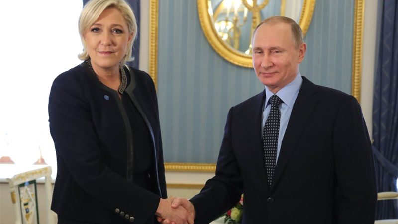Frankreich: Bericht legt Le Pens enge Beziehung zu Russland offen