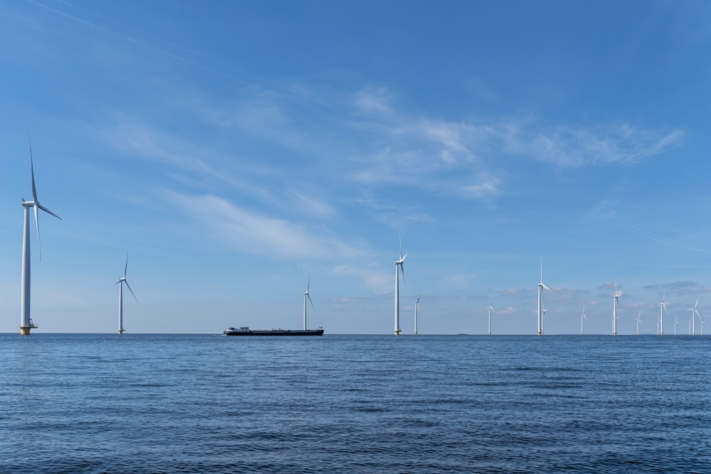 Offshore,Wind,Turbines,On,A,Sunny,Day