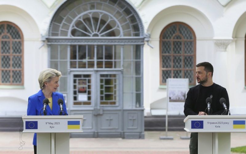 EU-Kommission zahlt weitere 1,5 Milliarden Euro an Ukraine