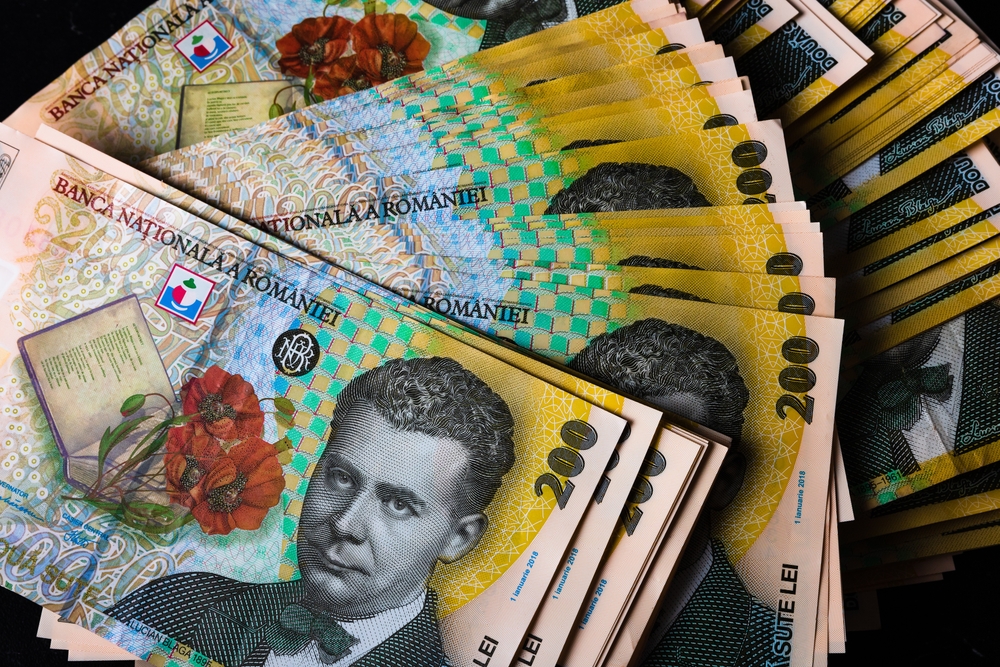 Stack,Of,Lei,Romanian,Money.,Ron,Leu,Money,European,Currency