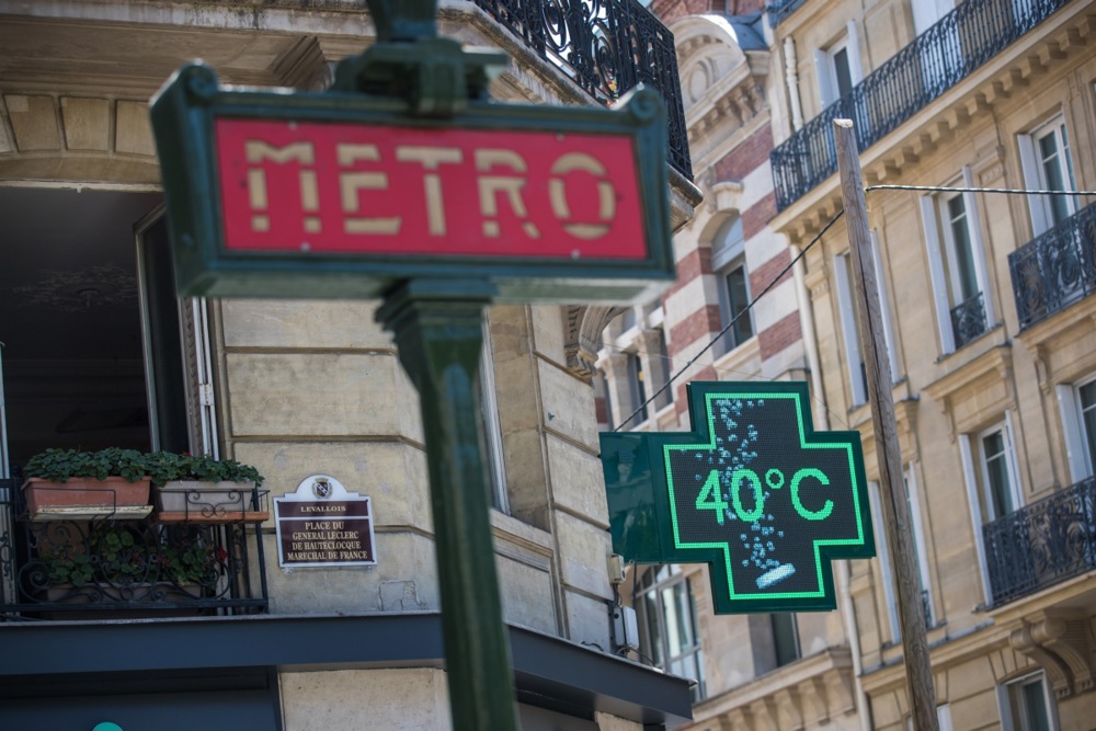 Heat wave in Paris