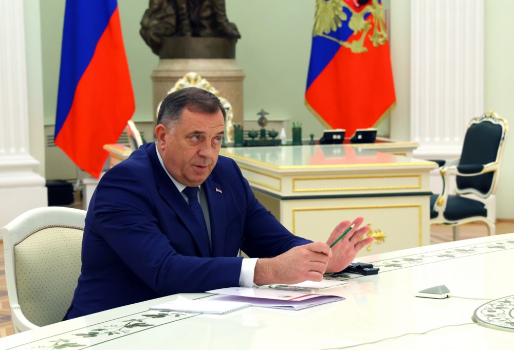 Russian President Putin meets Bosnian Serb leader Dodik in Moscow