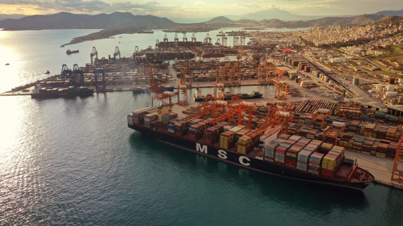 Griechenland: Hafen von Piräus als Indiens Tor zu Europa