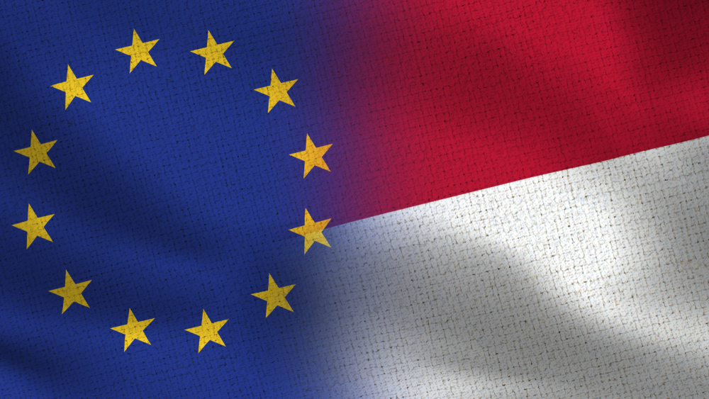 Eu,And,Indonesia,Realistic,Half,Flags,Together,-,European,Union