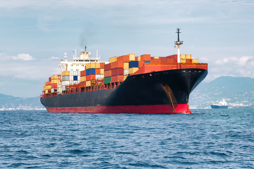 Commercial,Cargo,Ship,Full,Of,Containers