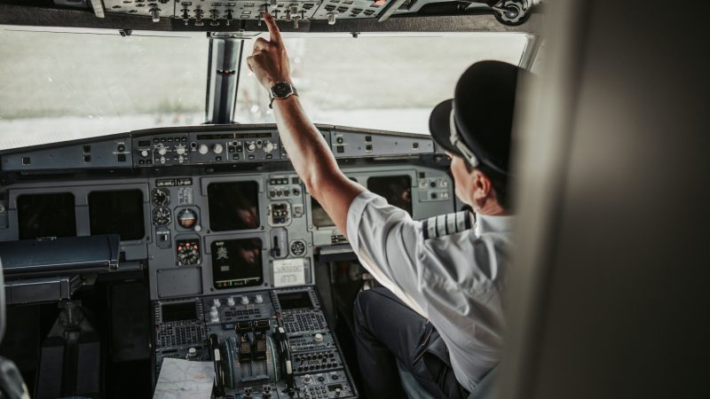 Studie: „Sekundenschlaf" bei Piloten durch lange Dienstzeiten