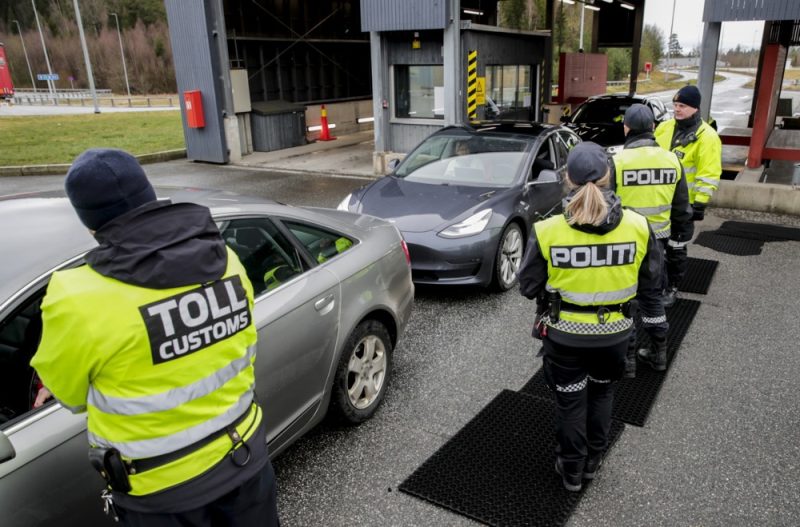 Finnland: Kontrollen der norwegischen Grenze wegen russischen Autos