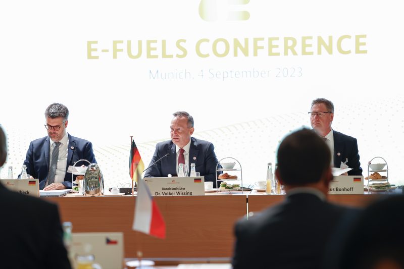Wissing: E-Fuels werden bis 2035 nicht CO2-neutral sein