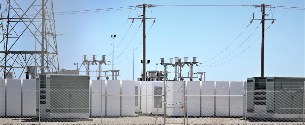 Battery,Storage,At,A,Solar,Farm,With,Switchgear,Or,Switch